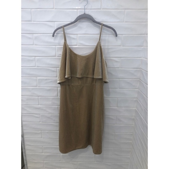 ELLIATT Thrill Strappy Velvet Dress - Picture 4 of 8